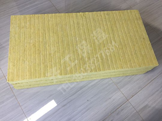 擠塑板施工應(yīng)具備哪些條件