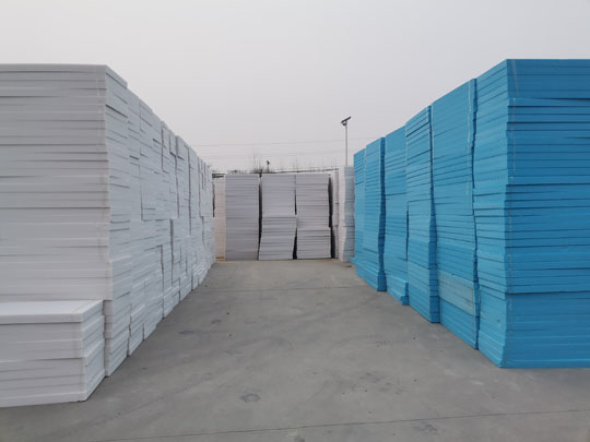 擠塑板倉(cāng)庫(kù)一角